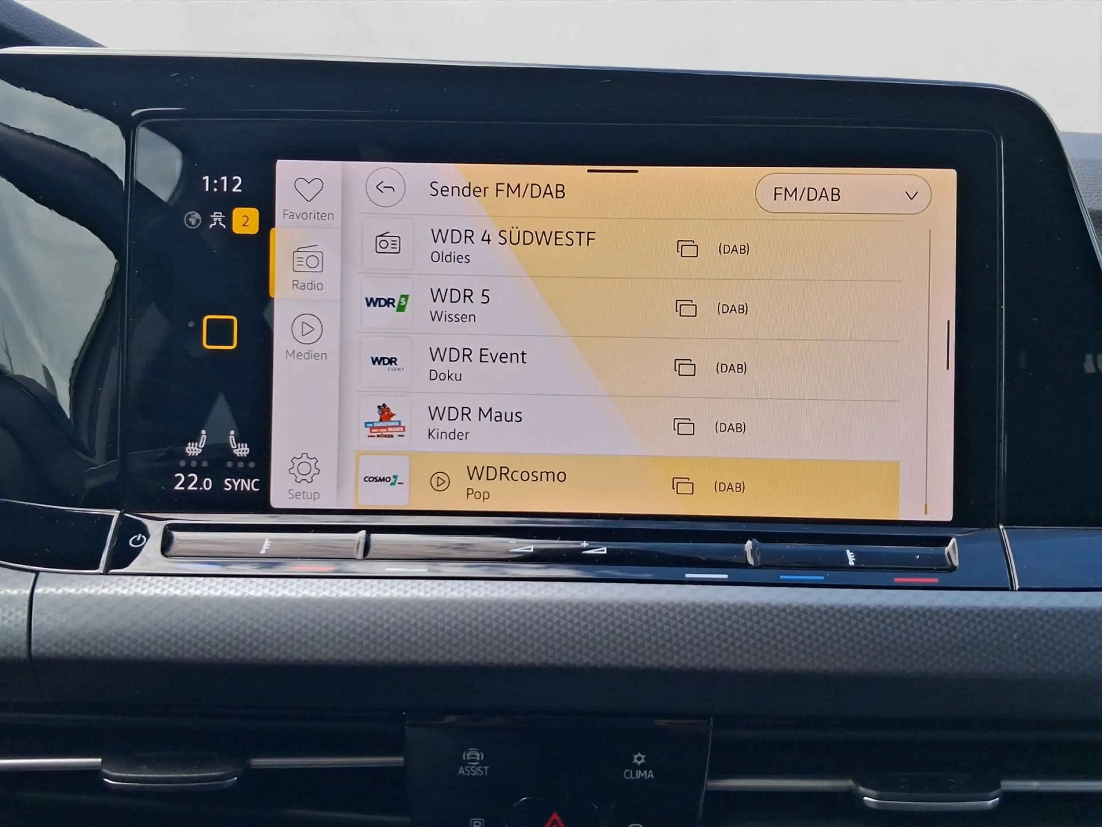Volkswagen Golf 2.0 TDI DSG ACTIVE NAVI LED AHK KAMERA — photo 15