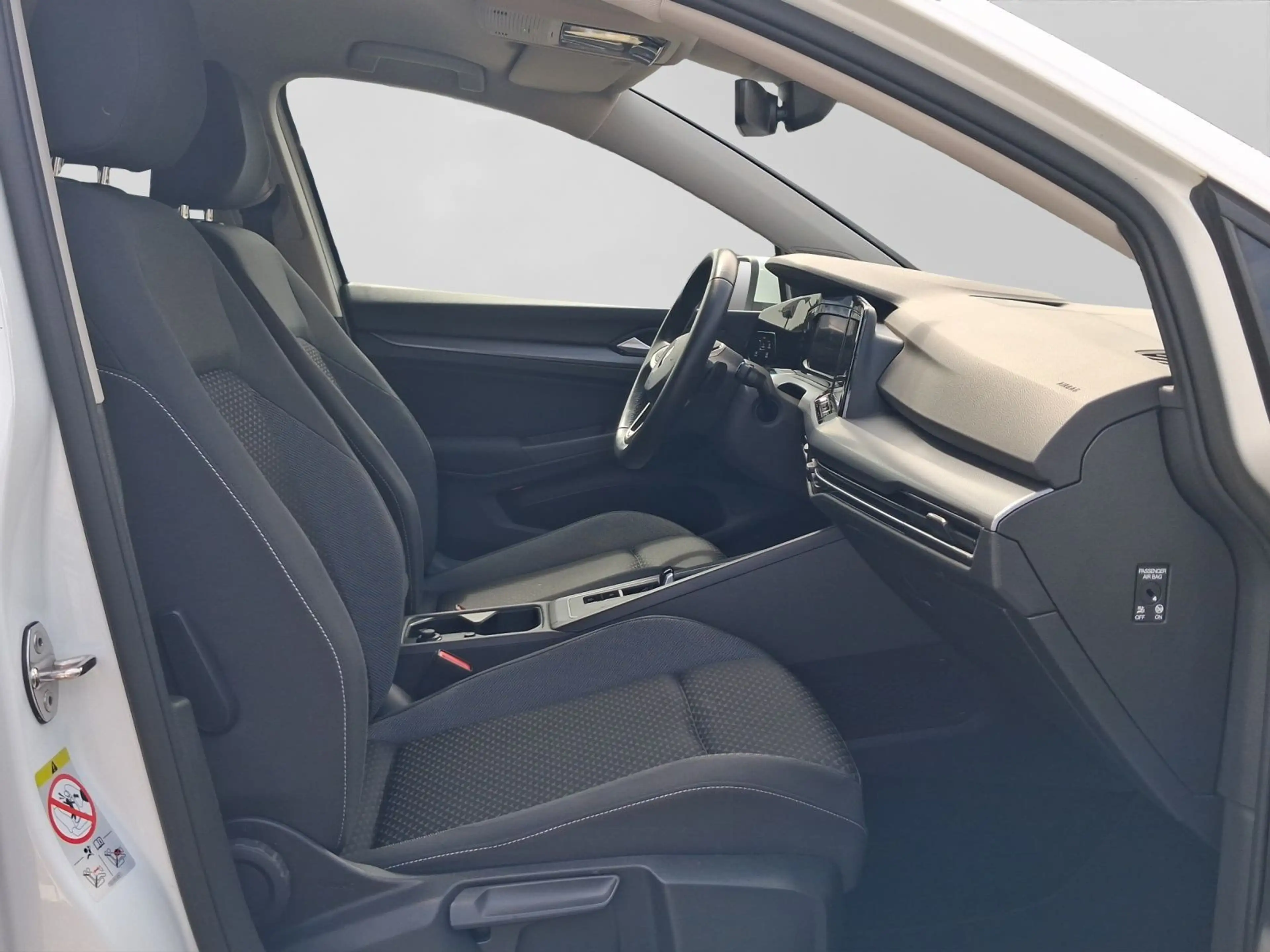 Volkswagen Golf 2.0 TDI DSG ACTIVE NAVI LED AHK KAMERA — photo 4