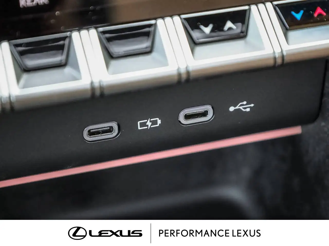 Lexus IS снимка Lexus IS