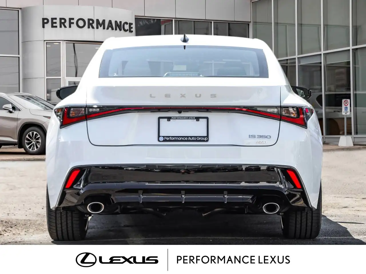 Lexus IS снимка Lexus IS