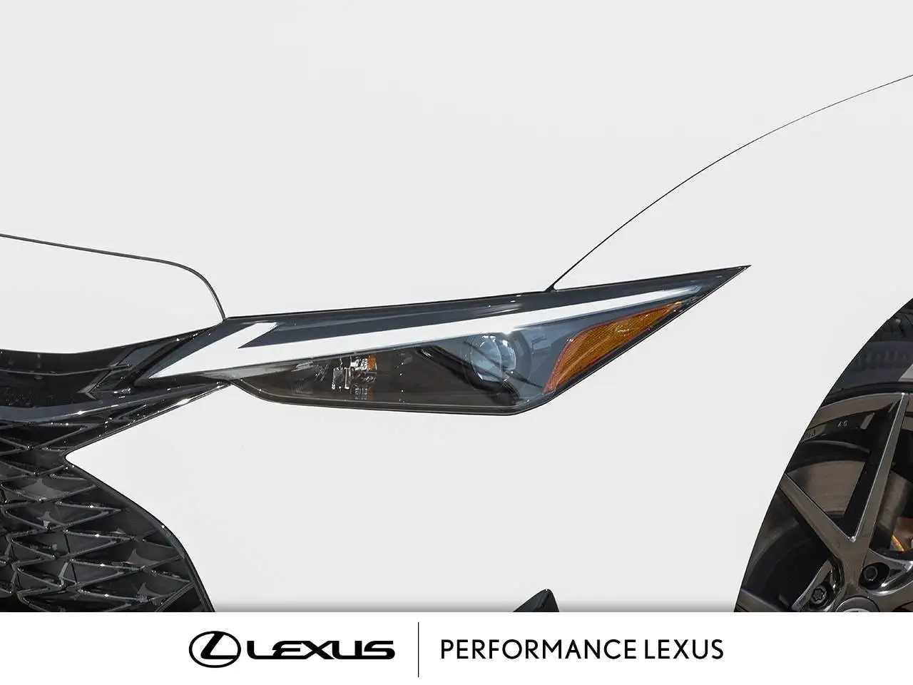 Lexus IS снимка Lexus IS