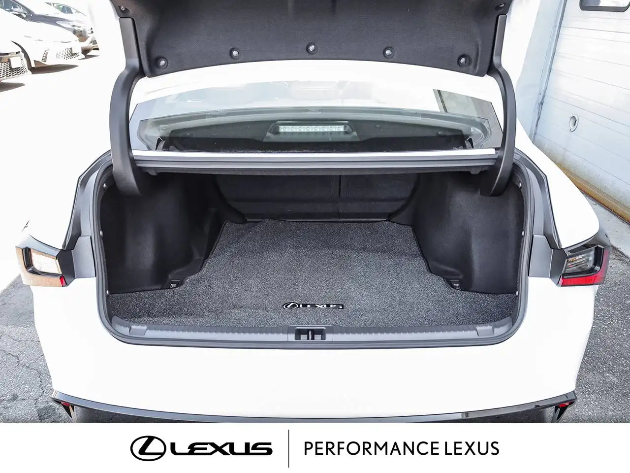 Lexus IS снимка Lexus IS