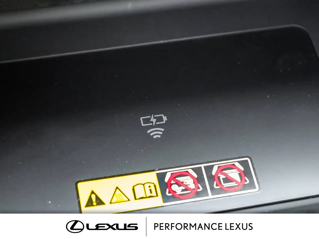 Lexus IS снимка Lexus IS