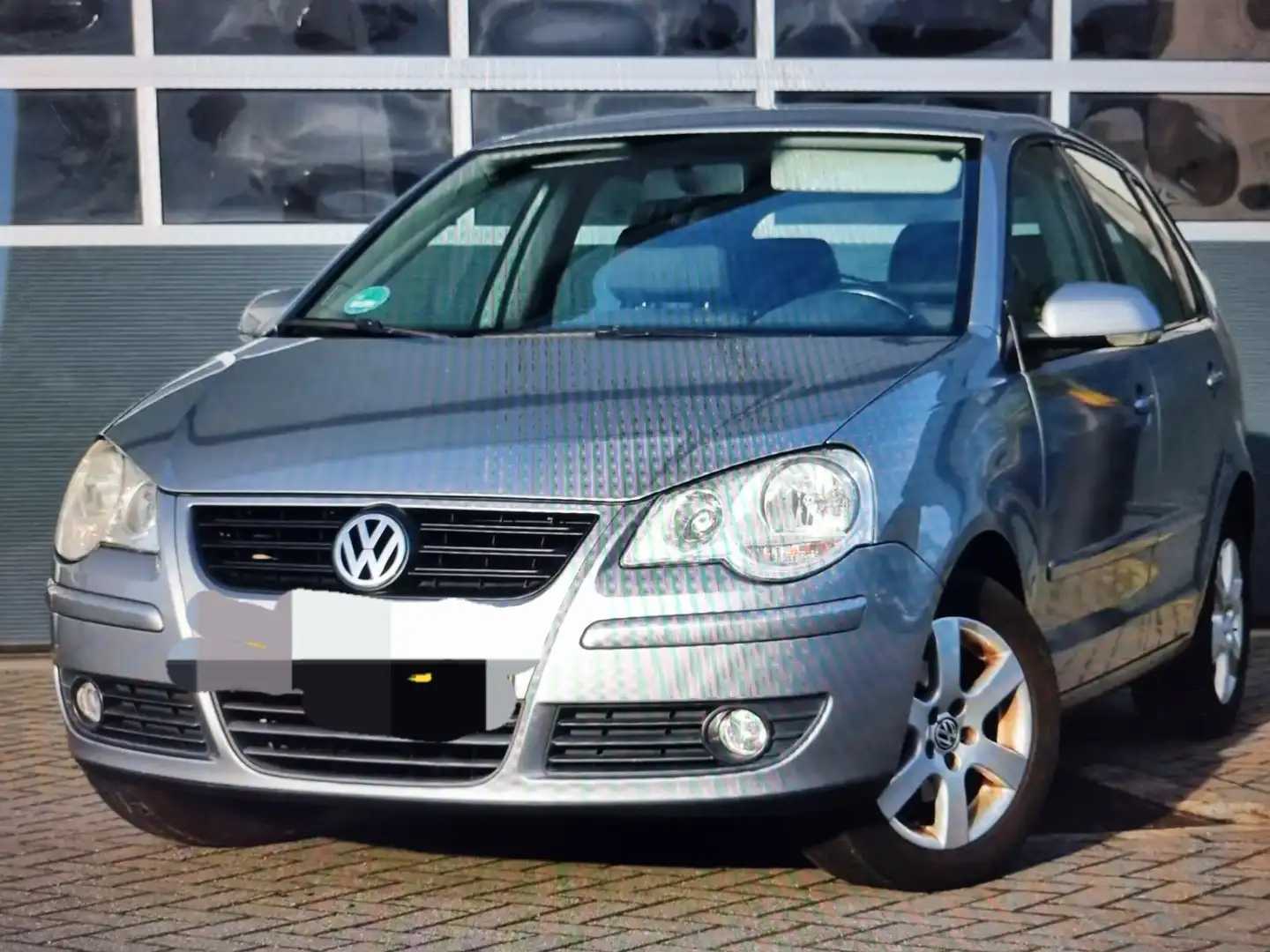 Volkswagen Polo 1.2 United Gris - 1