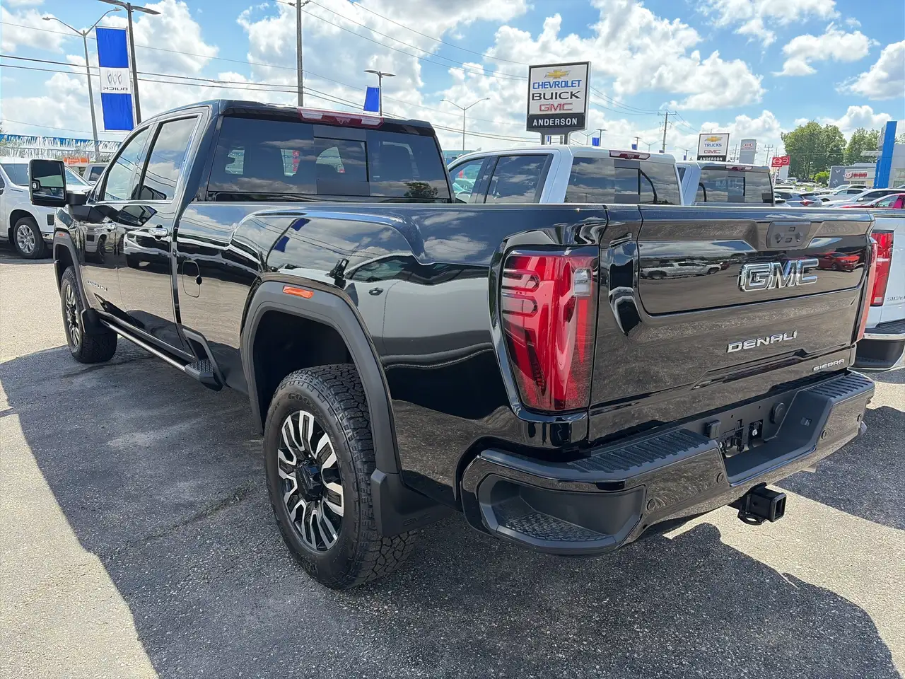 GMC Sierra 3500HD fotografie GMC Sierra 3500HD