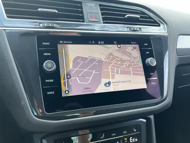 Volkswagen Tiguan view 20