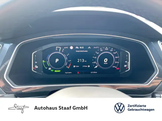 Volkswagen Tiguan view 10