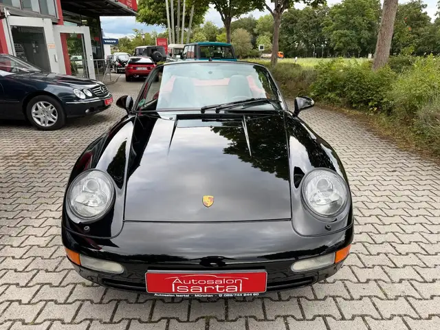 Porsche 993 view 3