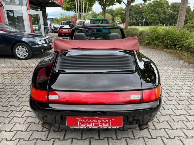 Porsche 993 view 14