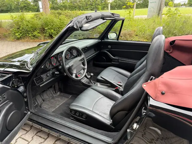 Porsche 993 view 6