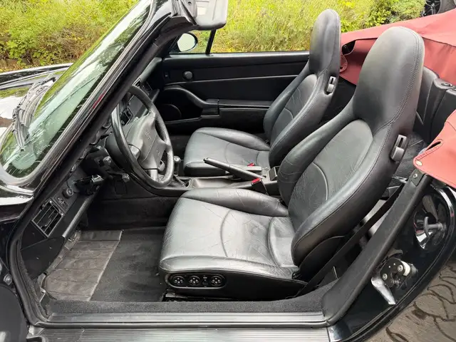 Porsche 993 view 7