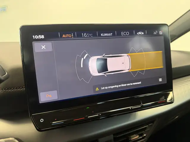 Cupra Born view 15