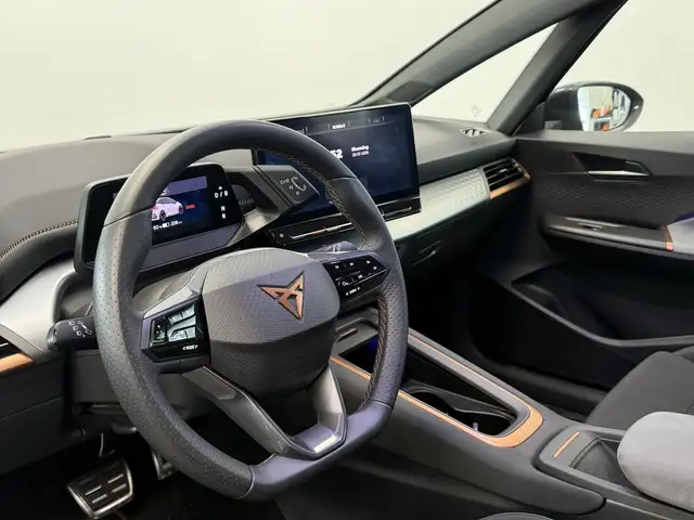 Cupra Born view 5