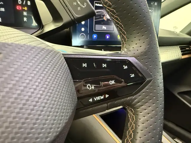 Cupra Born view 9