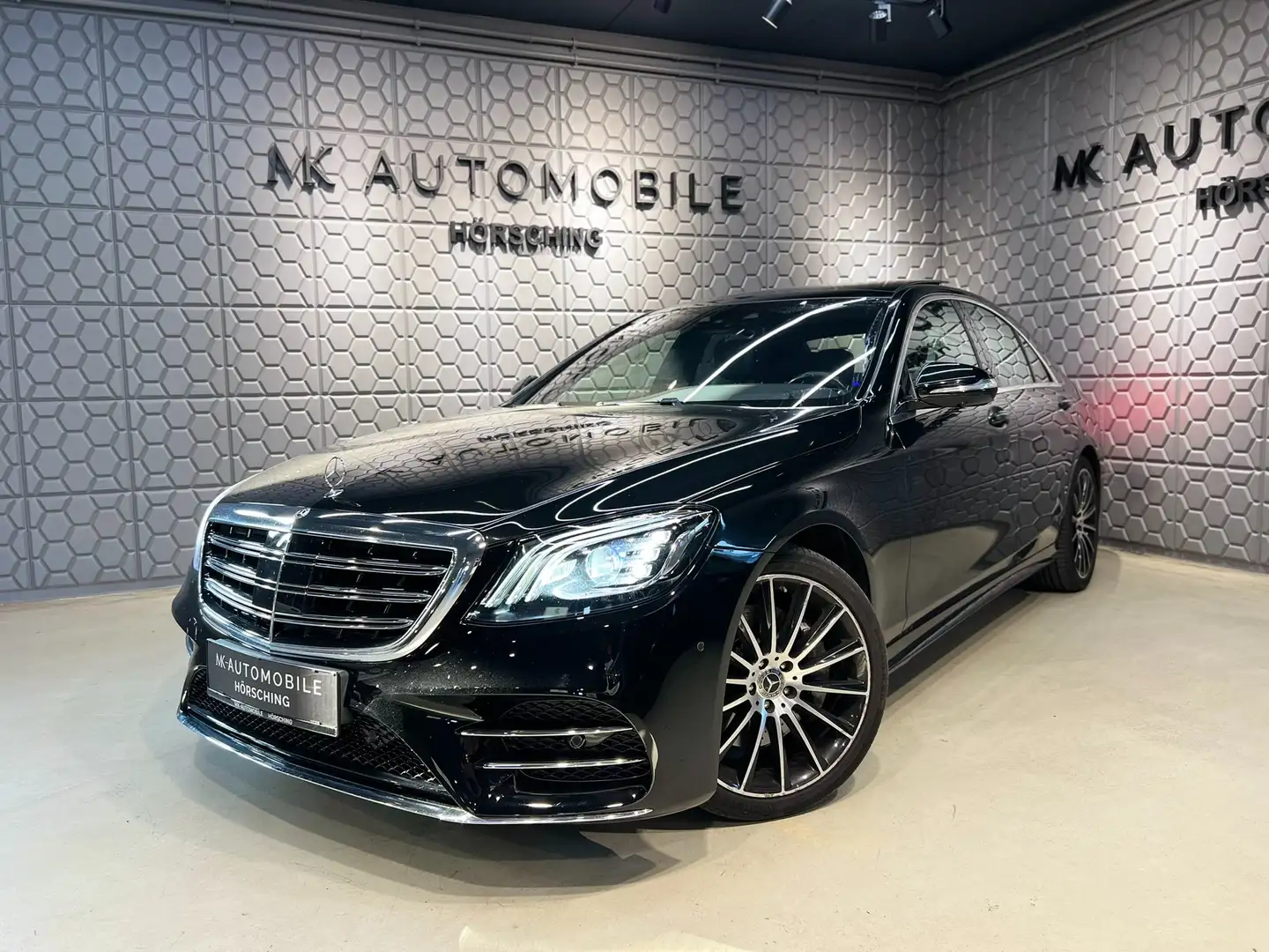 Mercedes-Benz S 400 d 4Matic AMG LINE* VOLL*MASSAGE*360*Cam*20Zoll* Schwarz - 1