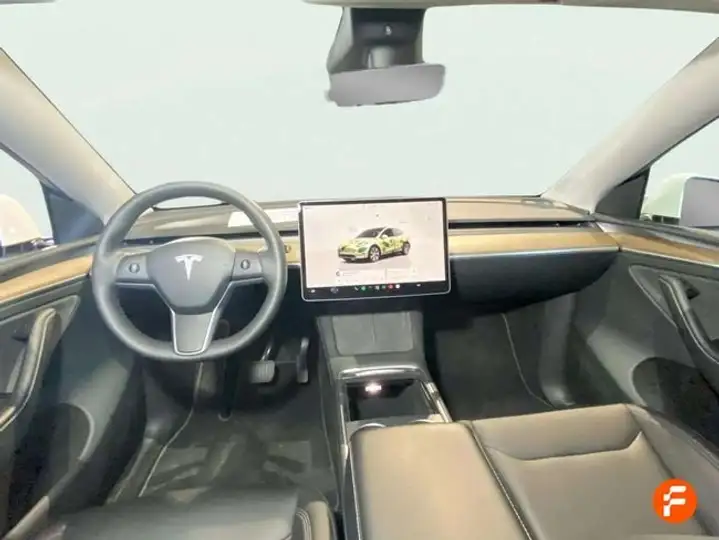 Tesla Model Y 2024, foto 14