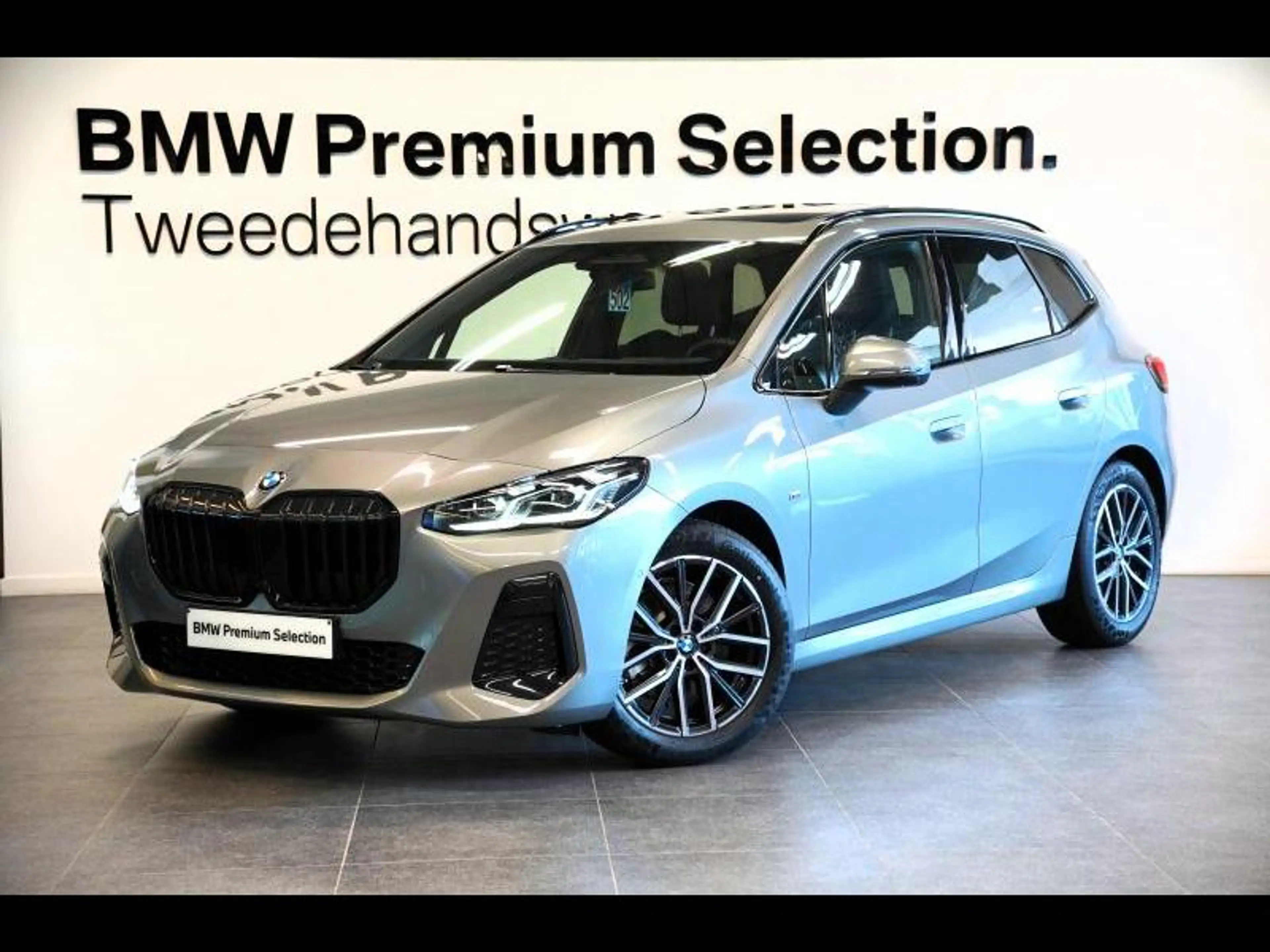 BMW 223 M PACK PANORAMADAK HARMANKARDON TREKHAAK 360 CAMER