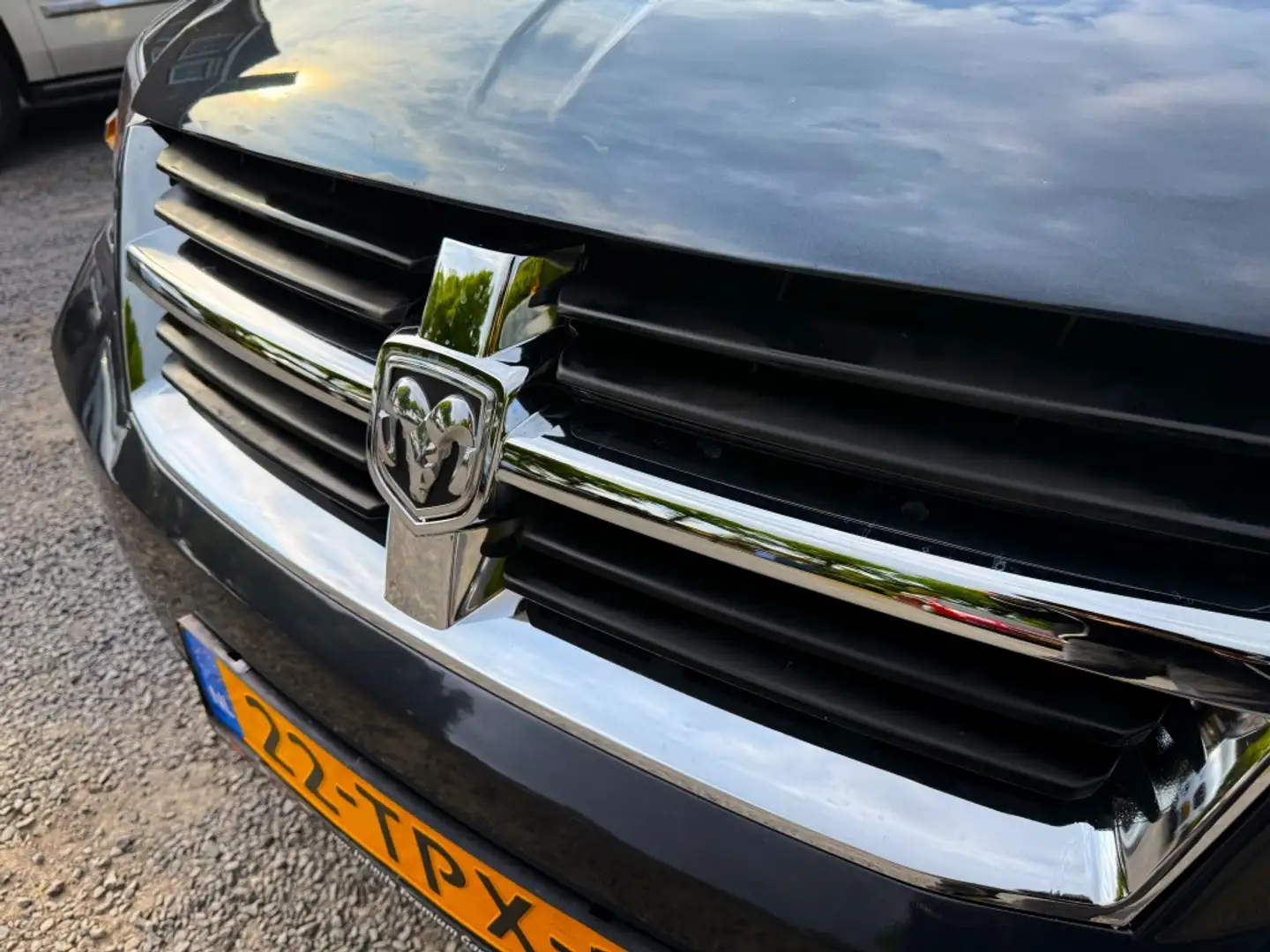 Chrysler Grand Voyager 4.0 V6 LIMITED J.DAIMLER 3xTV/DVD/STOW&GO/TREKHAAK Modrá - 2