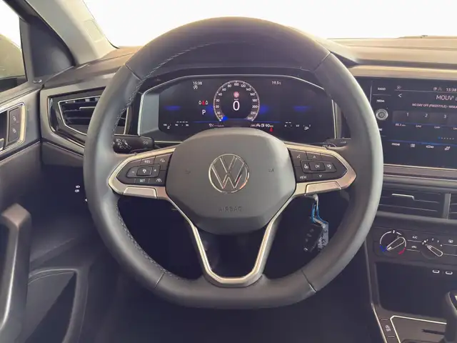 Volkswagen Polo view 10