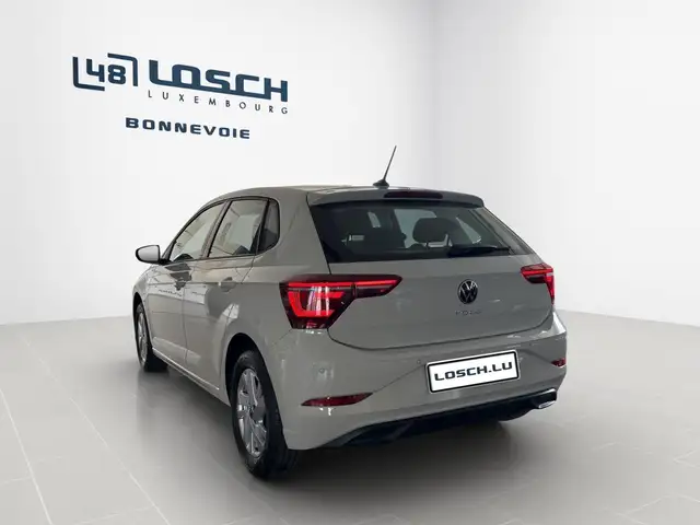 Volkswagen Polo view 7