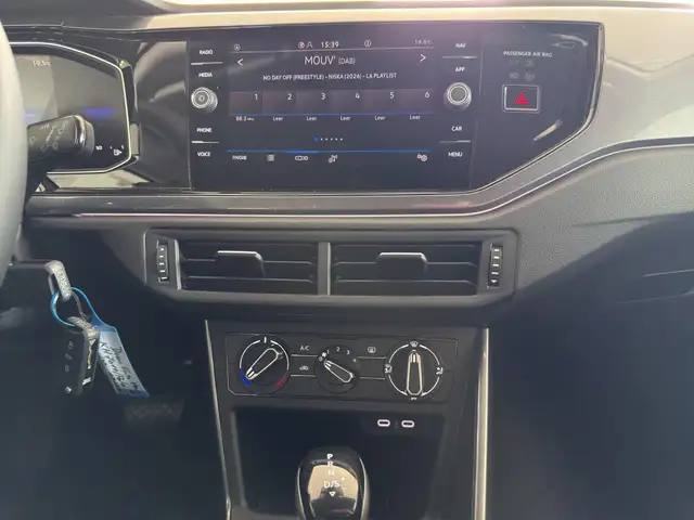 Volkswagen Polo view 13