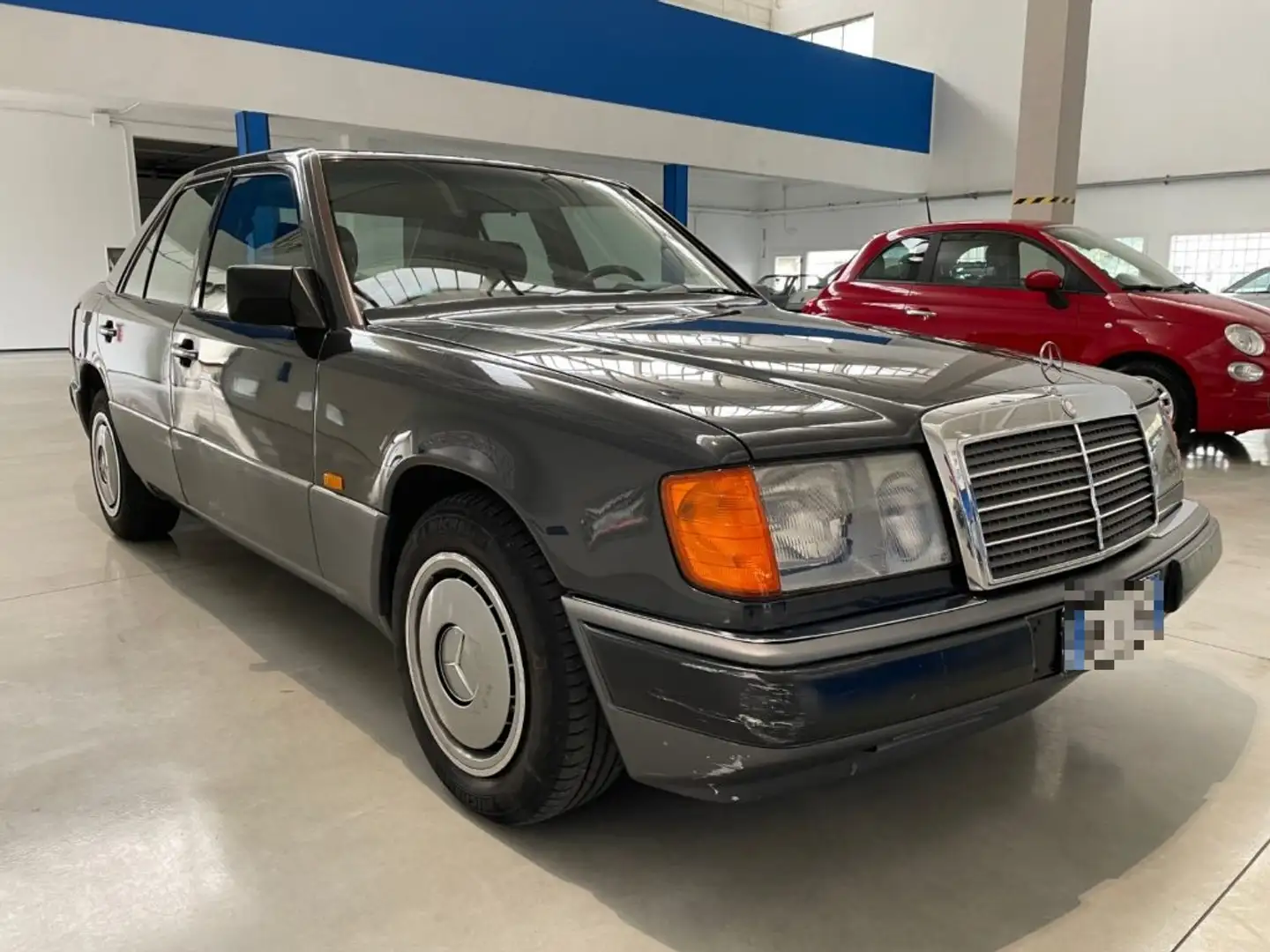 Mercedes-Benz 200 E cat W 124 FASCIONATA DA COLLEZIONE Black - 1