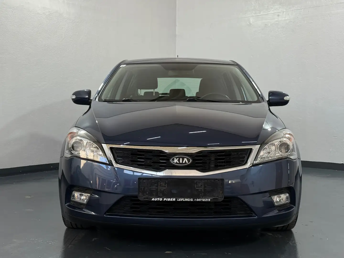 Kia Ceed / cee'd Vision Blau - 2