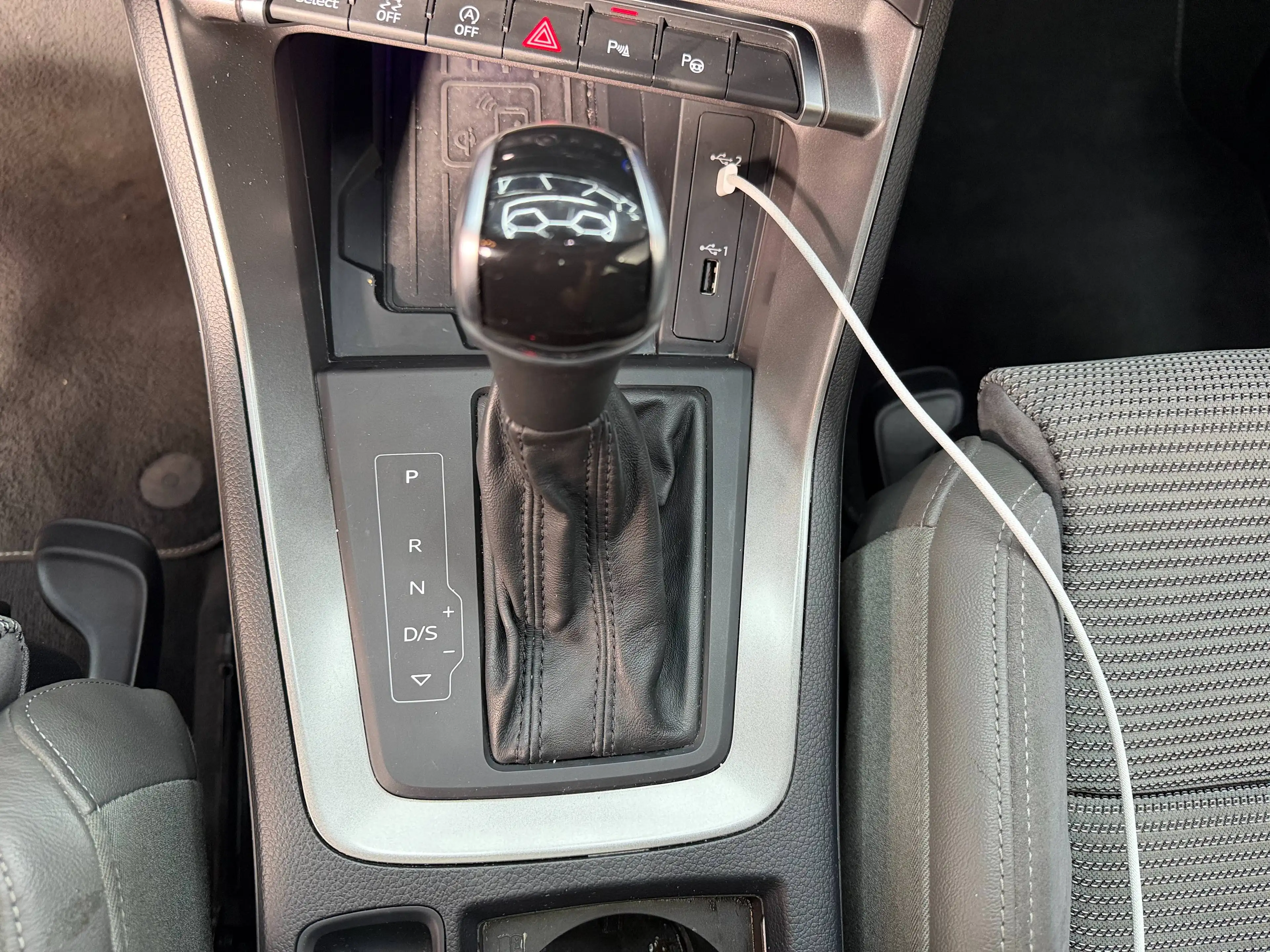Audi Q3 Q3 Sportback 35 TDi Business Edition S line S tronic — photo 14