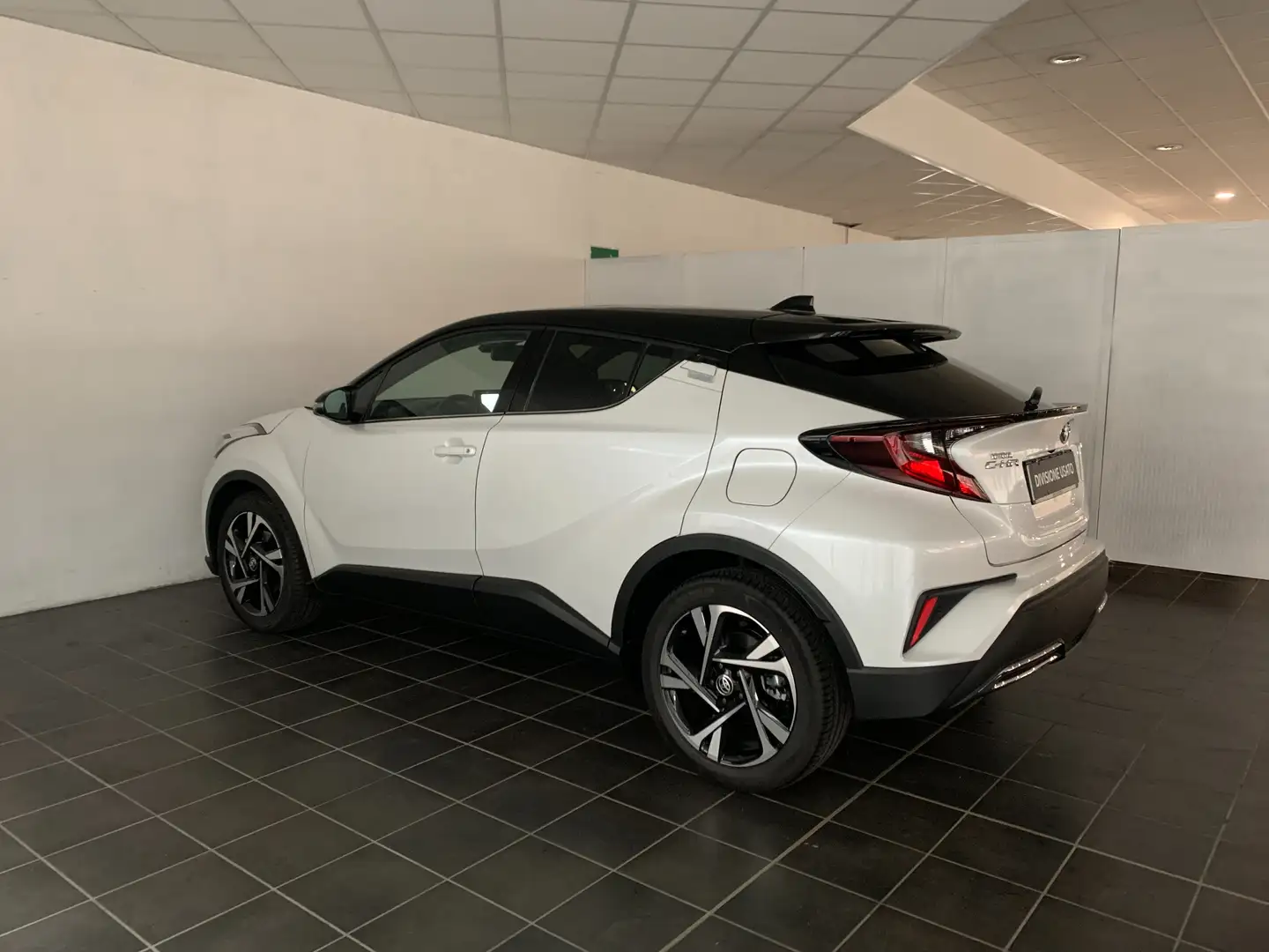 Toyota C-HR C-HR 2.0h Trend e-cvt Bianco - 2