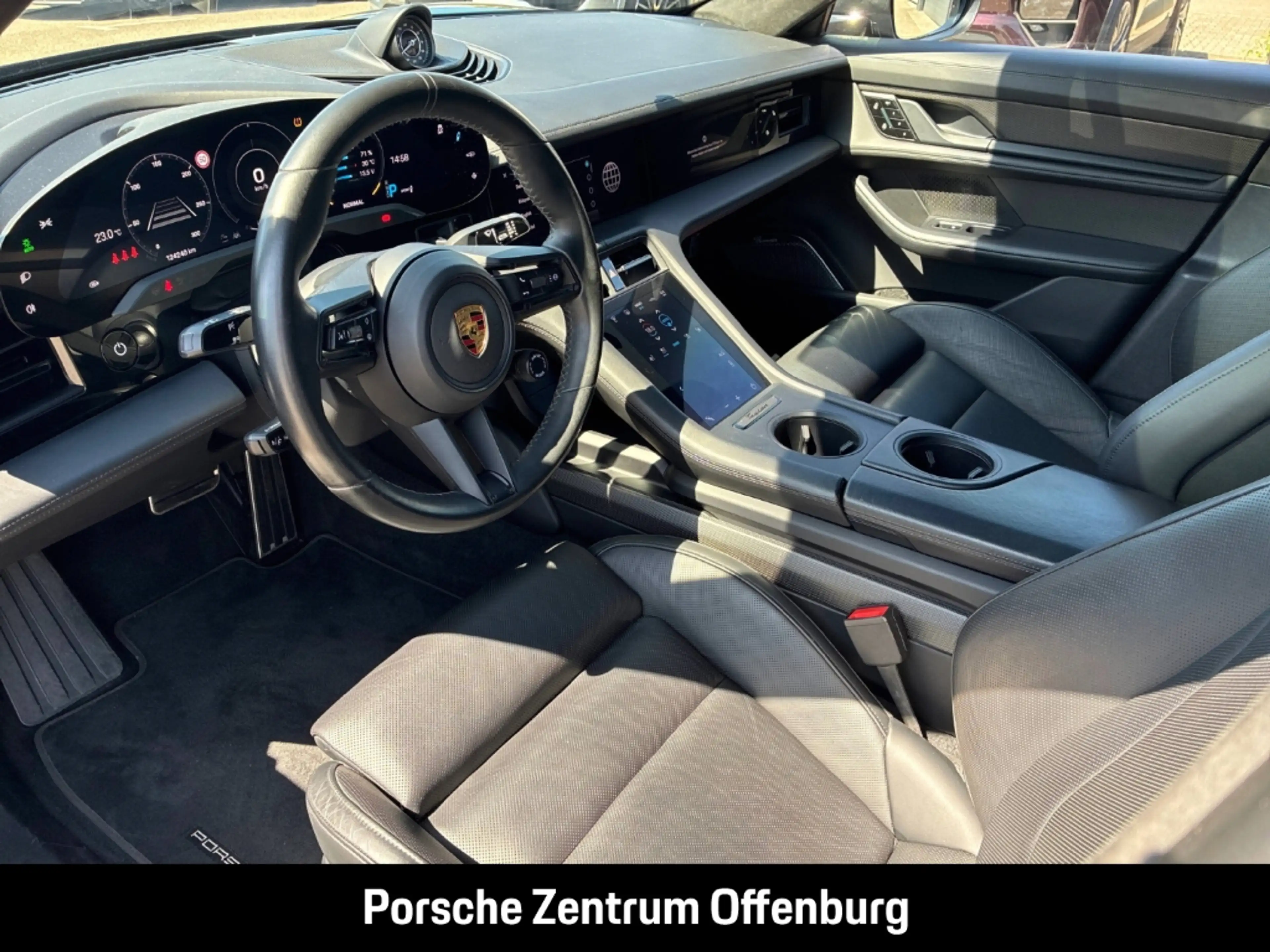 Porsche Taycan Turbo S Carbon Mmry Burmester PDDC PCCB Inno Pano — photo 4