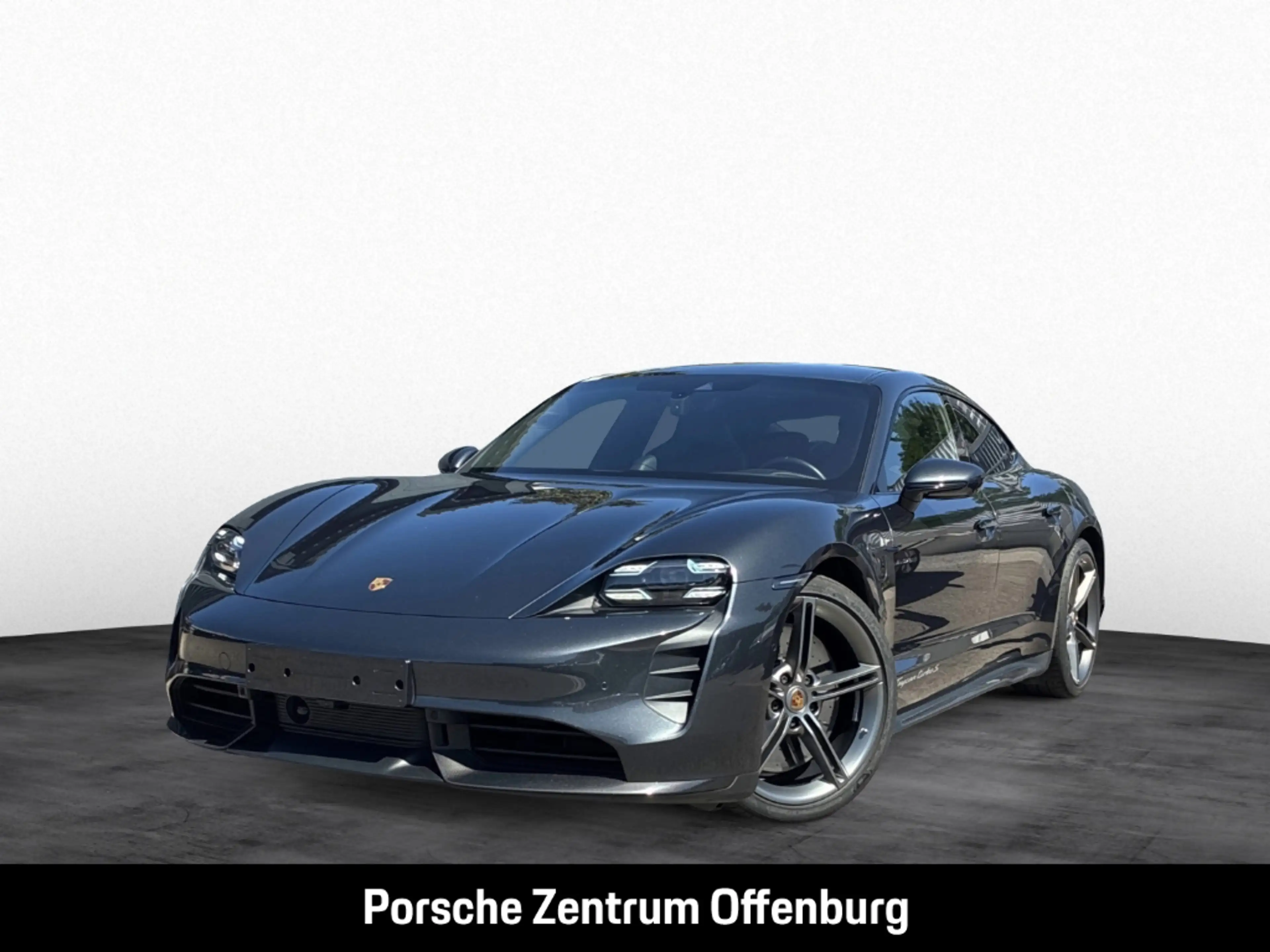 Porsche Taycan Turbo S Carbon Mmry Burmester PDDC PCCB Inno Pano