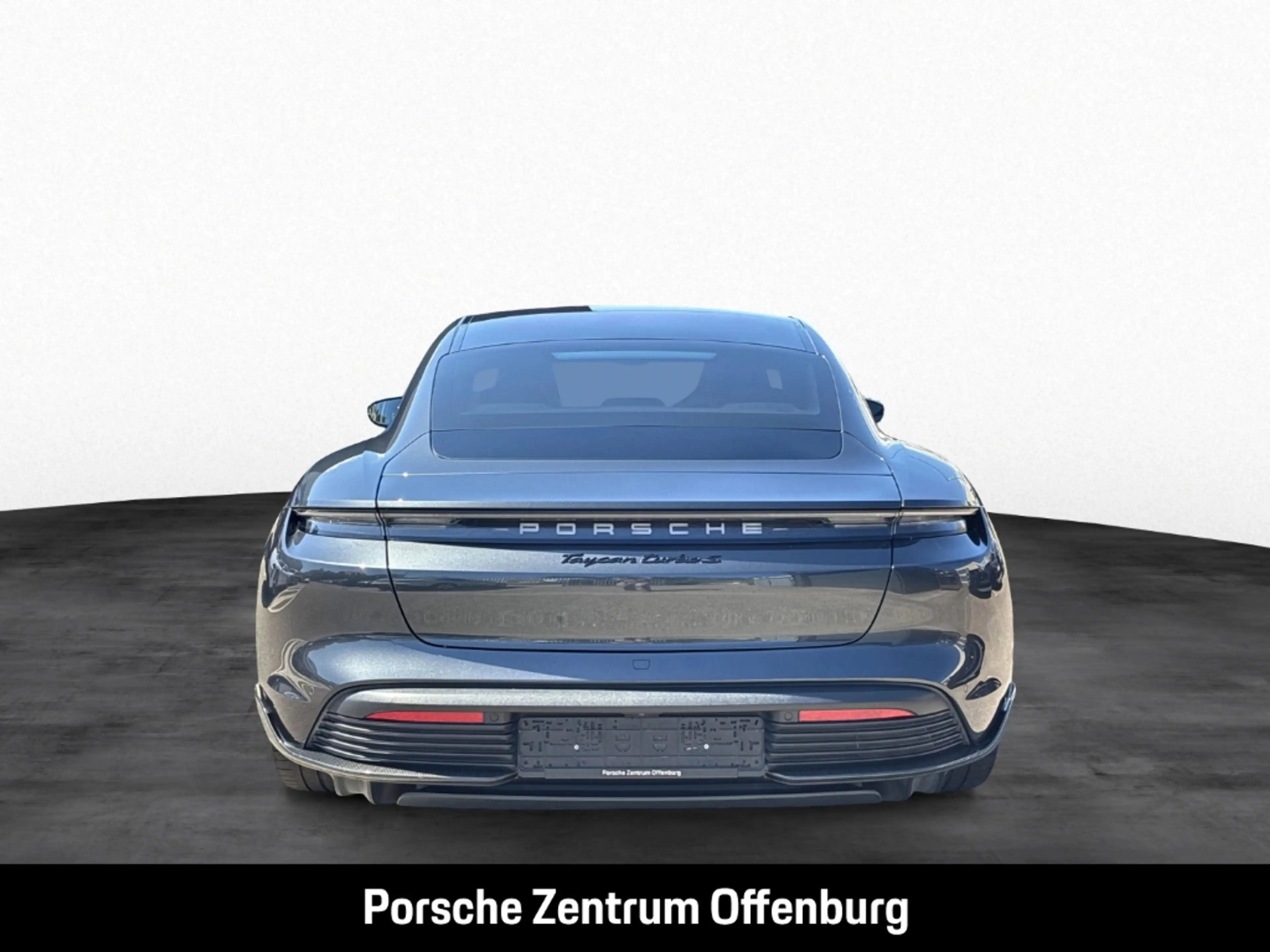Porsche Taycan Turbo S Carbon Mmry Burmester PDDC PCCB Inno Pano — photo 6