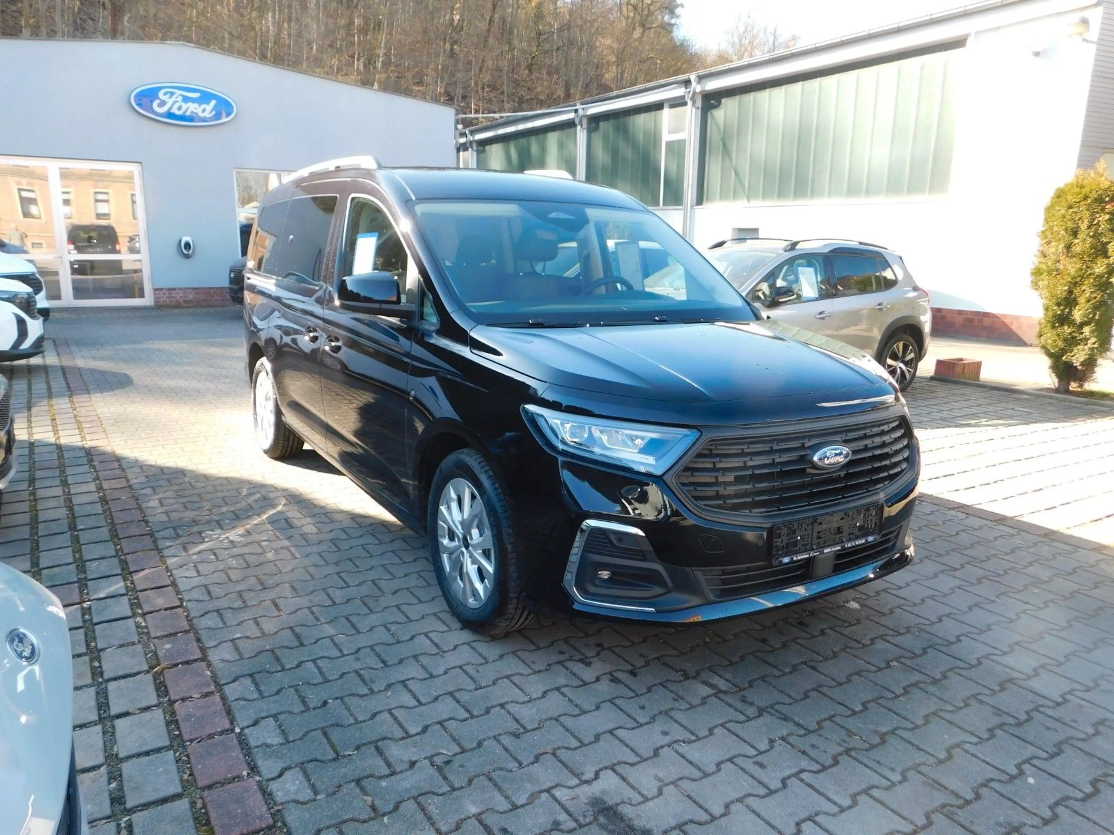 Ford Grand Tourneo Connect Titanium