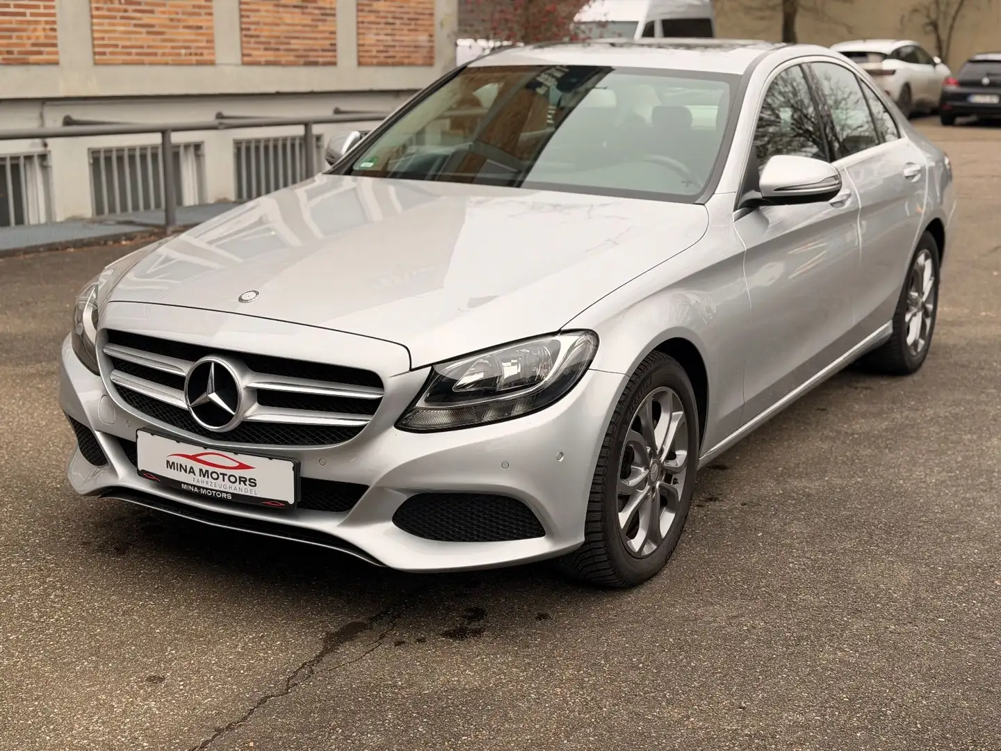 Mercedes-Benz C 180 CGI Limousine Avantgarde LED SD 4,69% Argent - 1