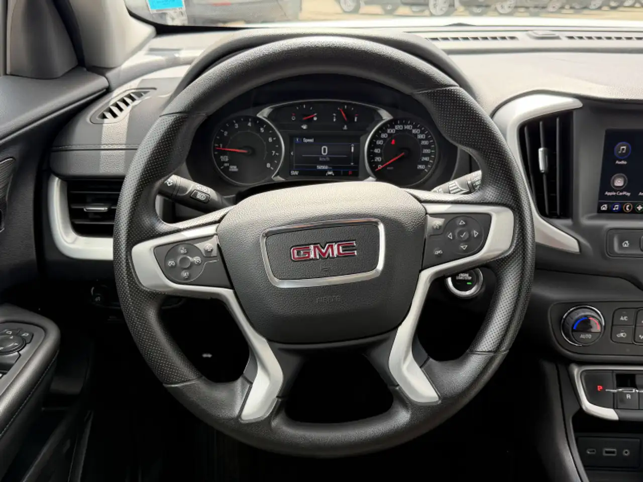 GMC Terrain снимка GMC Terrain