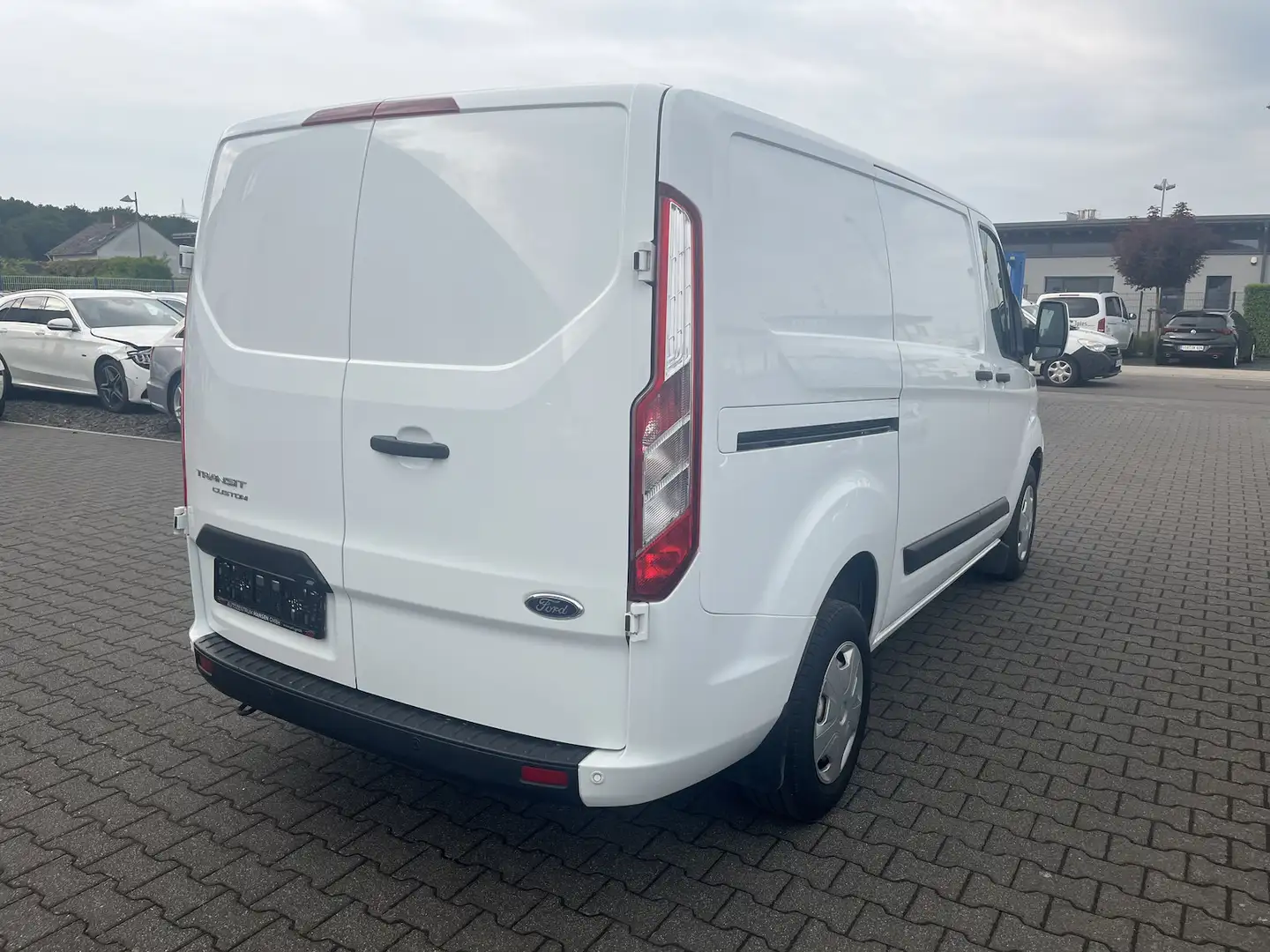 Ford Transit Custom Kasten L1H1 Trend 2.0 TDCI, EU 6 Weiß - 2