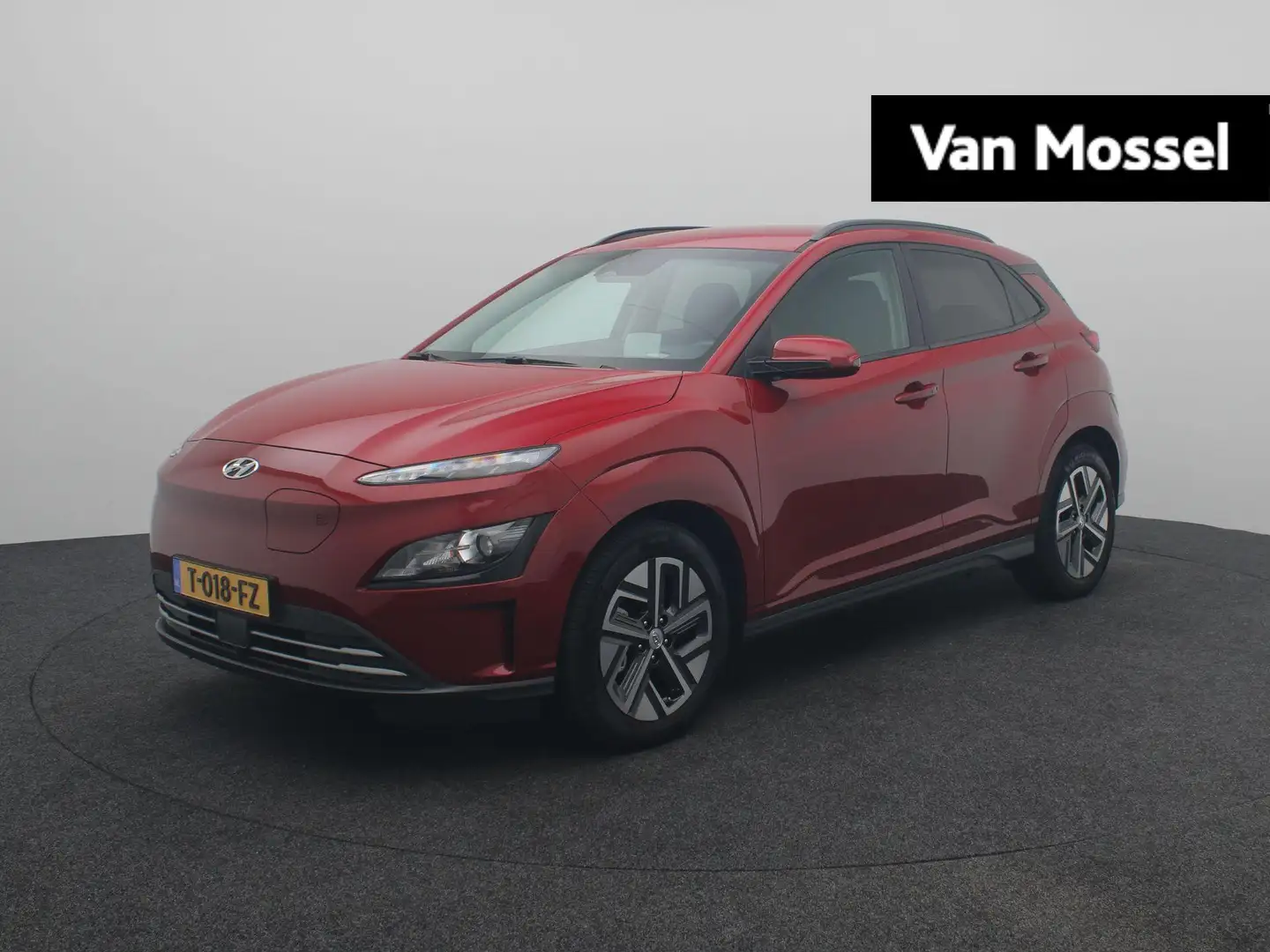 Hyundai KONA EV Fashion 64 kWh | Navigatie | Achteruitrijcamera Rood - 1