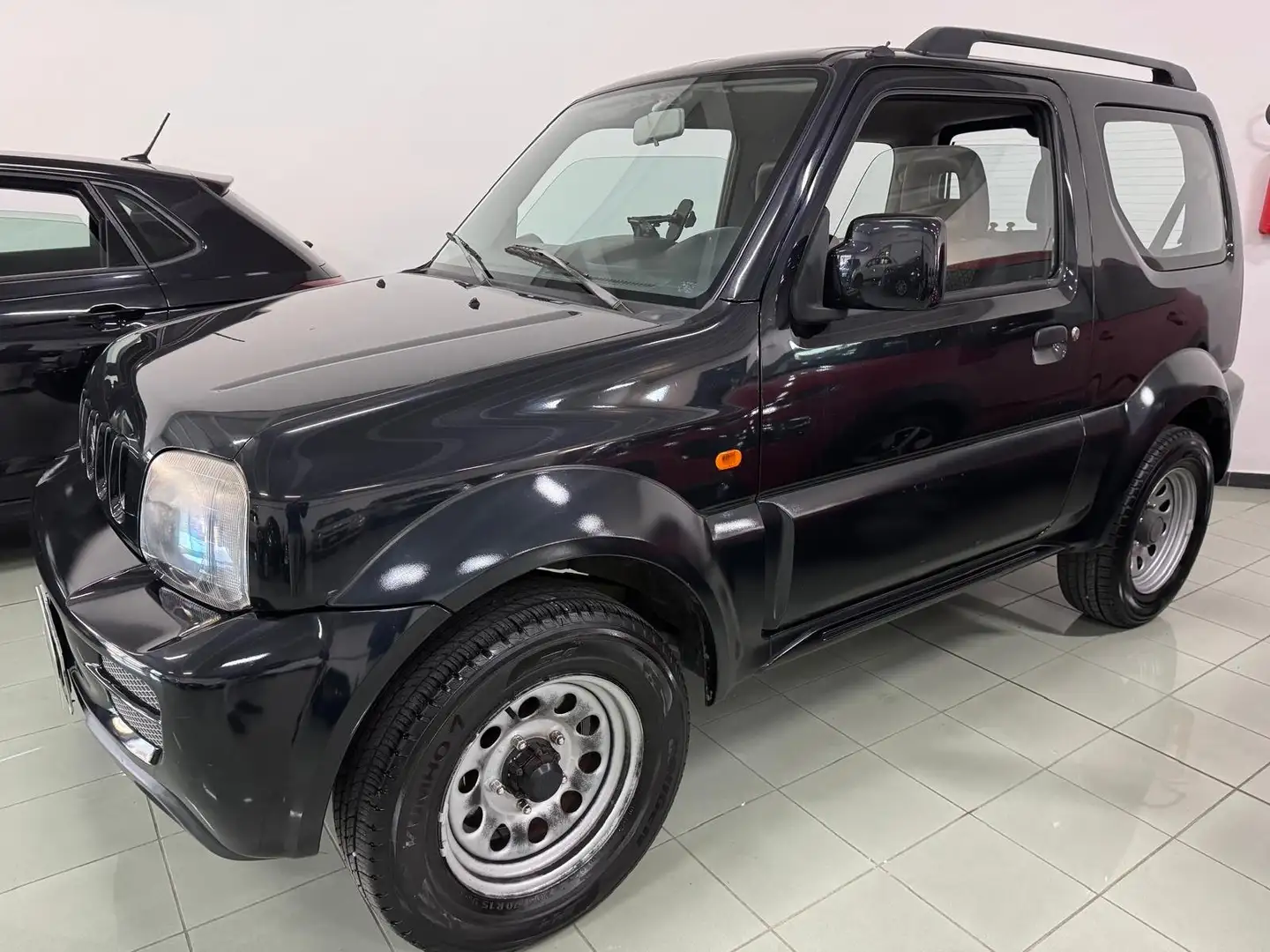 Suzuki Jimny Jimny 1.3i 16V cat 4WD JLX Negru - 2