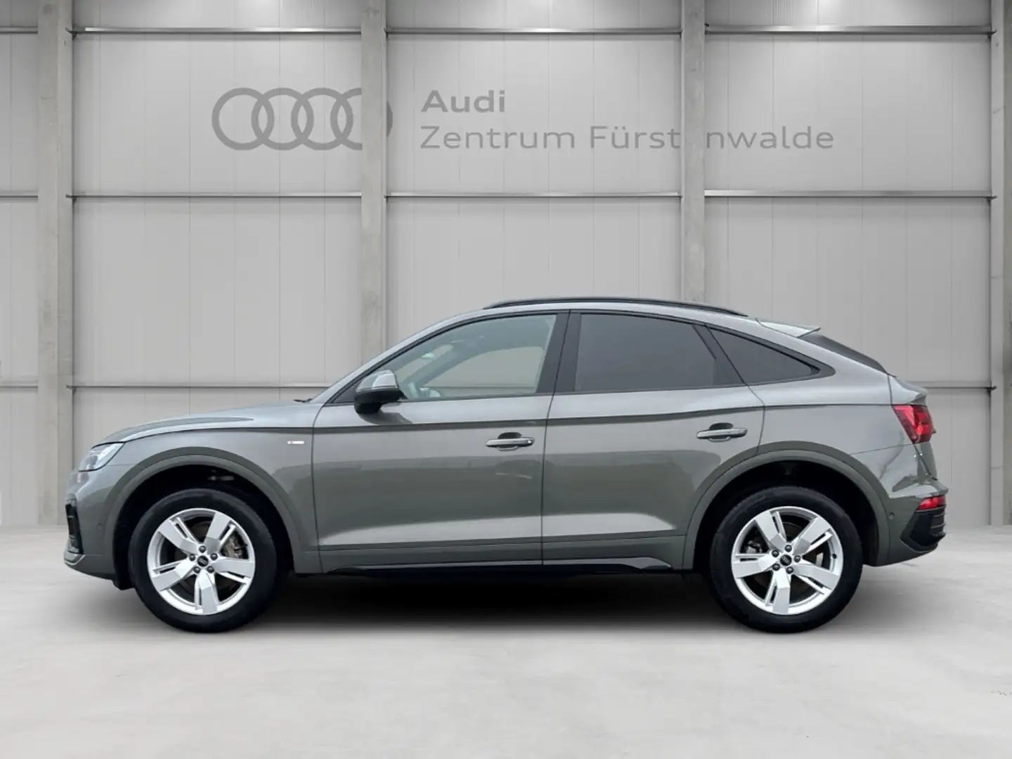 Audi Q5 Sportback 40 TDI quattro S tronic S line AHK-klapp Grigio - 2