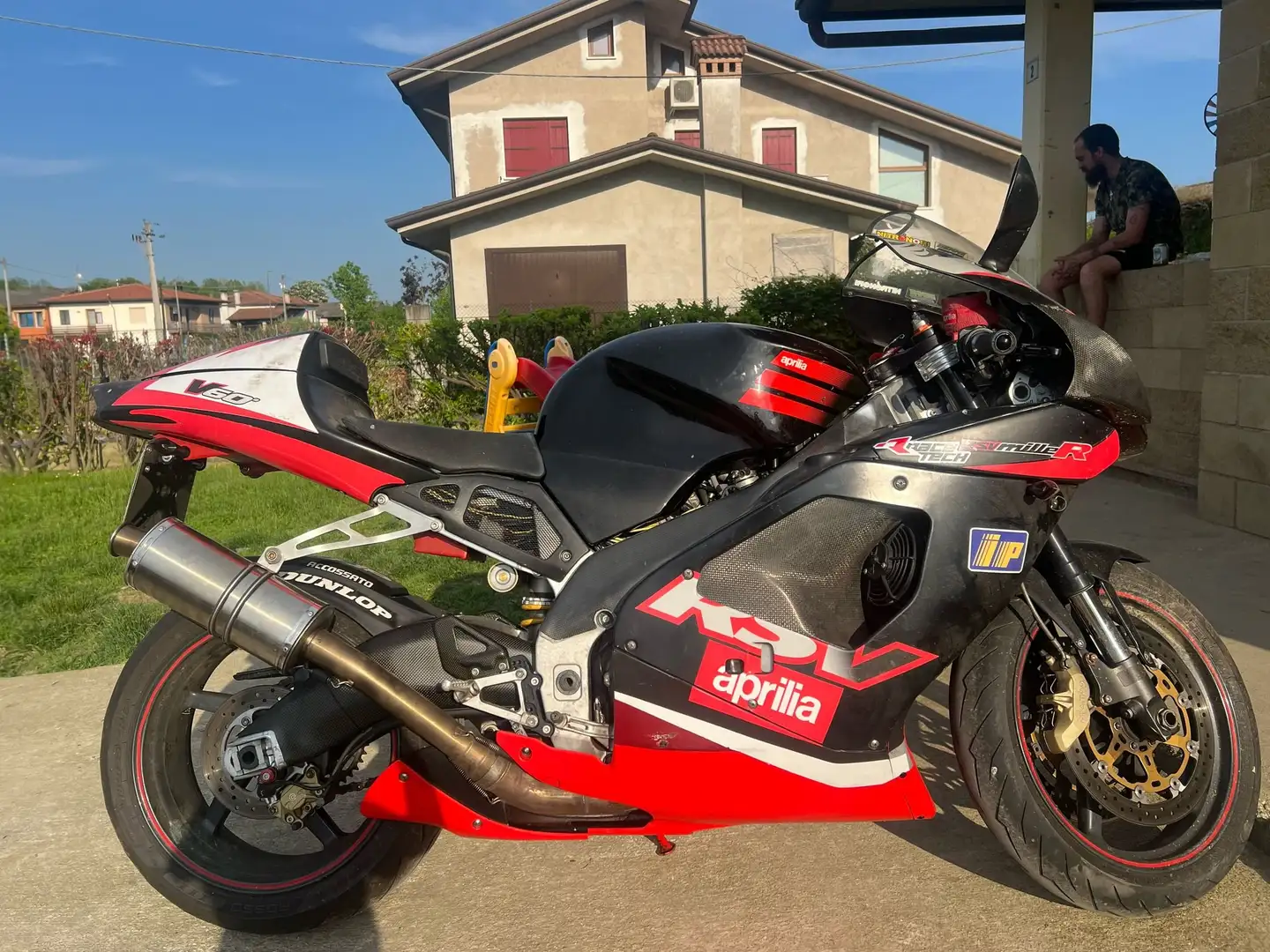 Aprilia RSV Mille R Zwart - 1