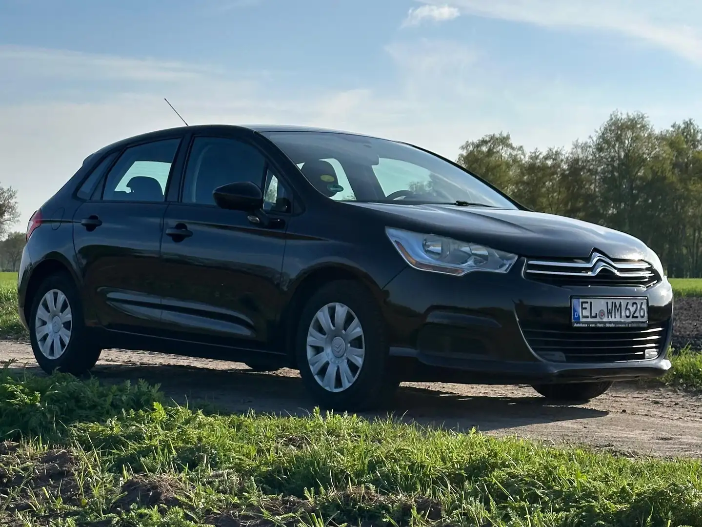 Citroen C4 C4 Diesel HDi 90 Attraction Schwarz - 1