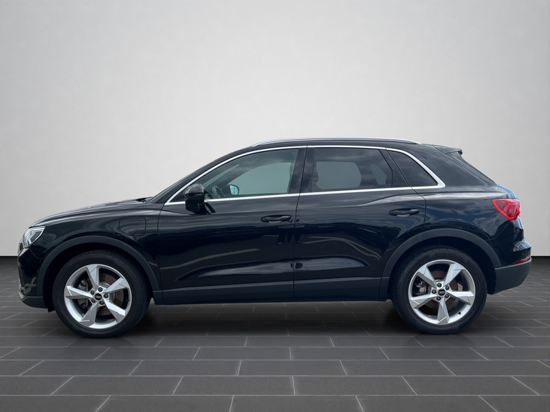 Audi Q3 45 TFSI e S tronic NAVI RFK SHZ LED SONOS — photo 7