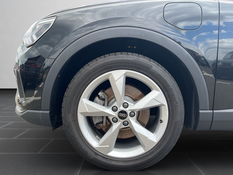 Audi Q3 45 TFSI e S tronic NAVI RFK SHZ LED SONOS — photo 8