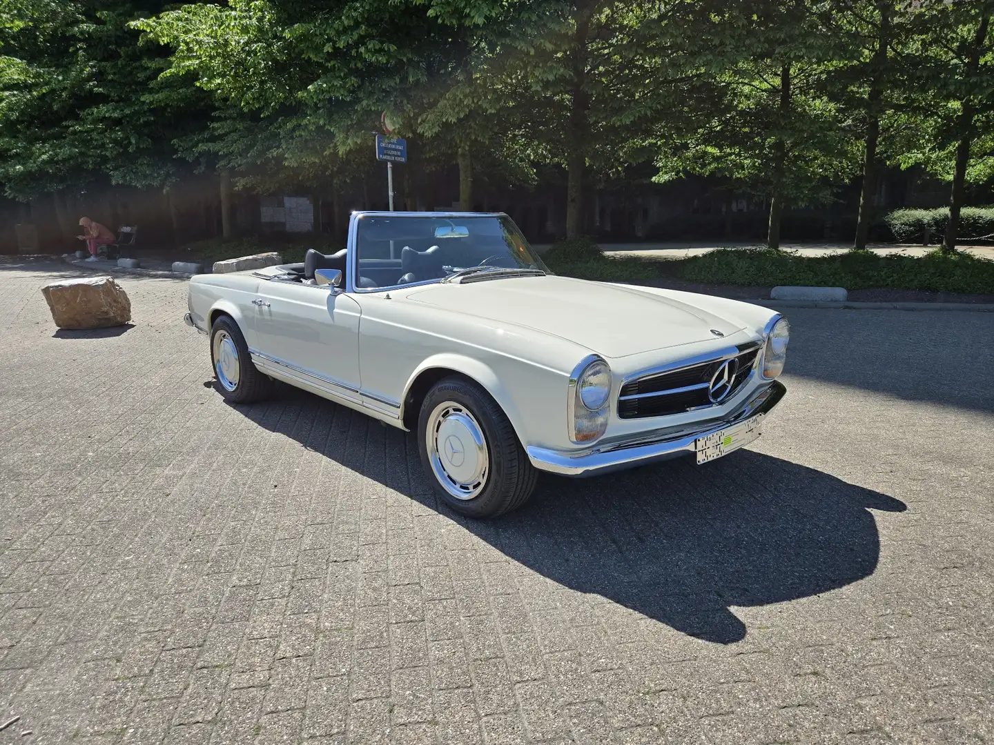 Mercedes-Benz SL 250 - 1