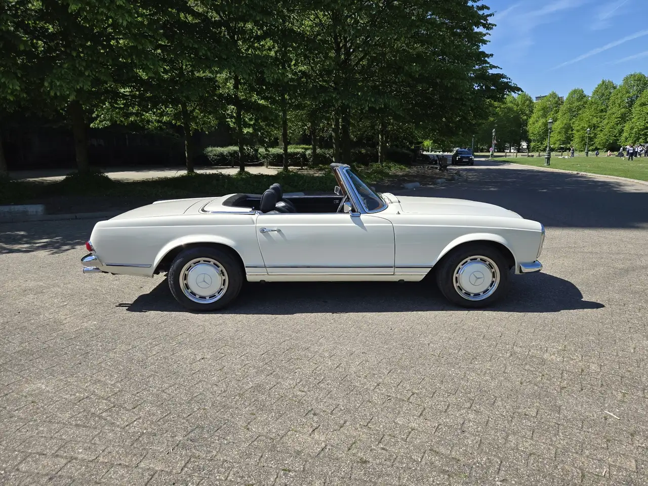 Mercedes-Benz SL 250, foto 2