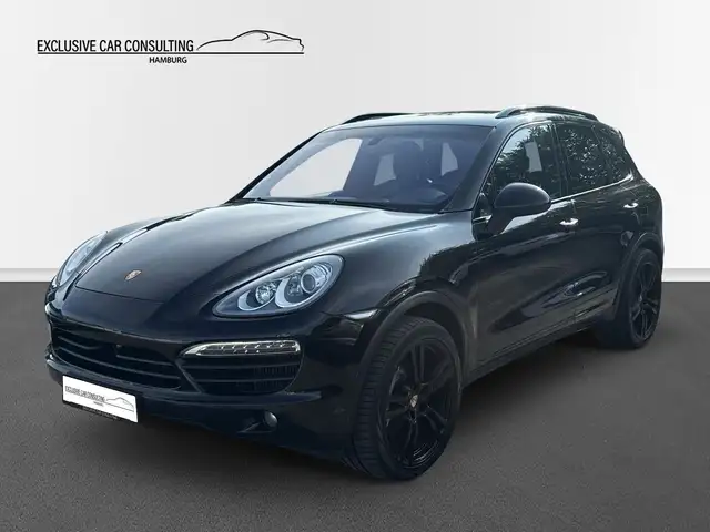 Porsche Cayenne view 3