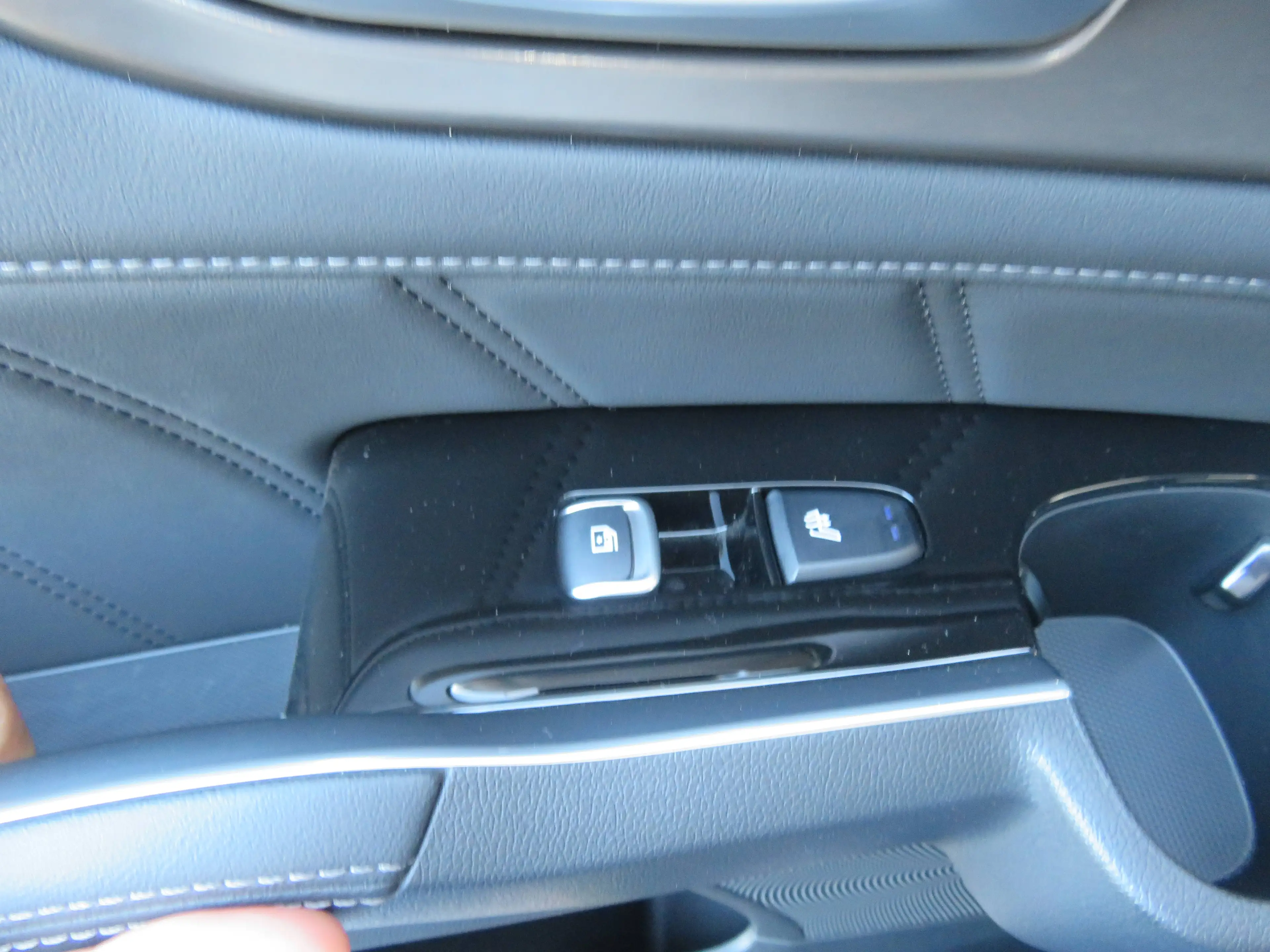 Kia Sorento Sorento HEV 1.6 TGI AWD Sense — photo 24