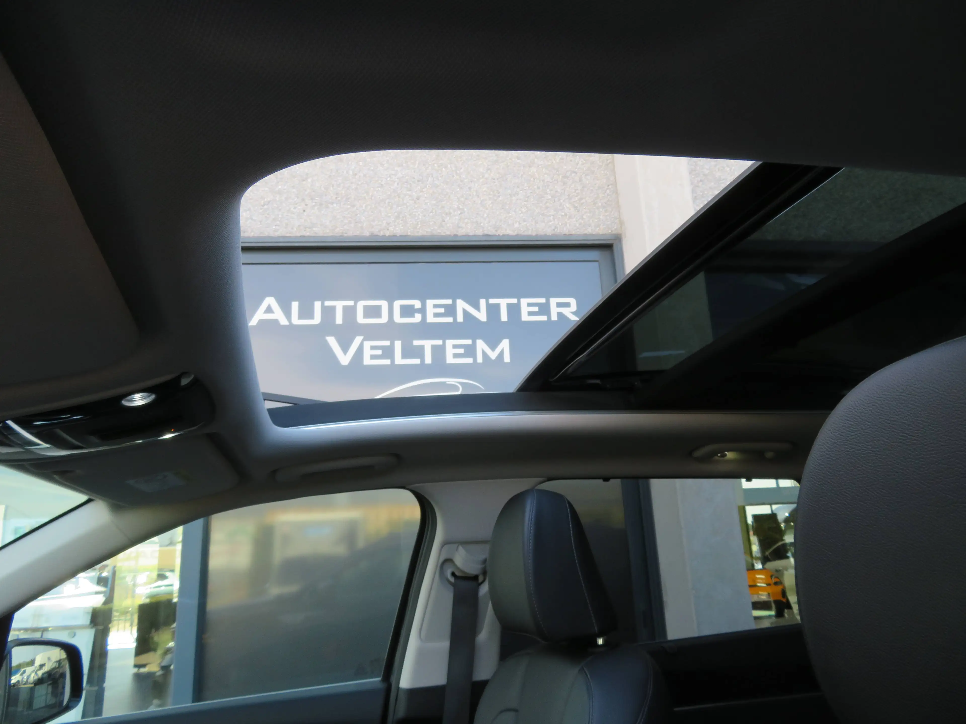 Kia Sorento Sorento HEV 1.6 TGI AWD Sense — photo 25