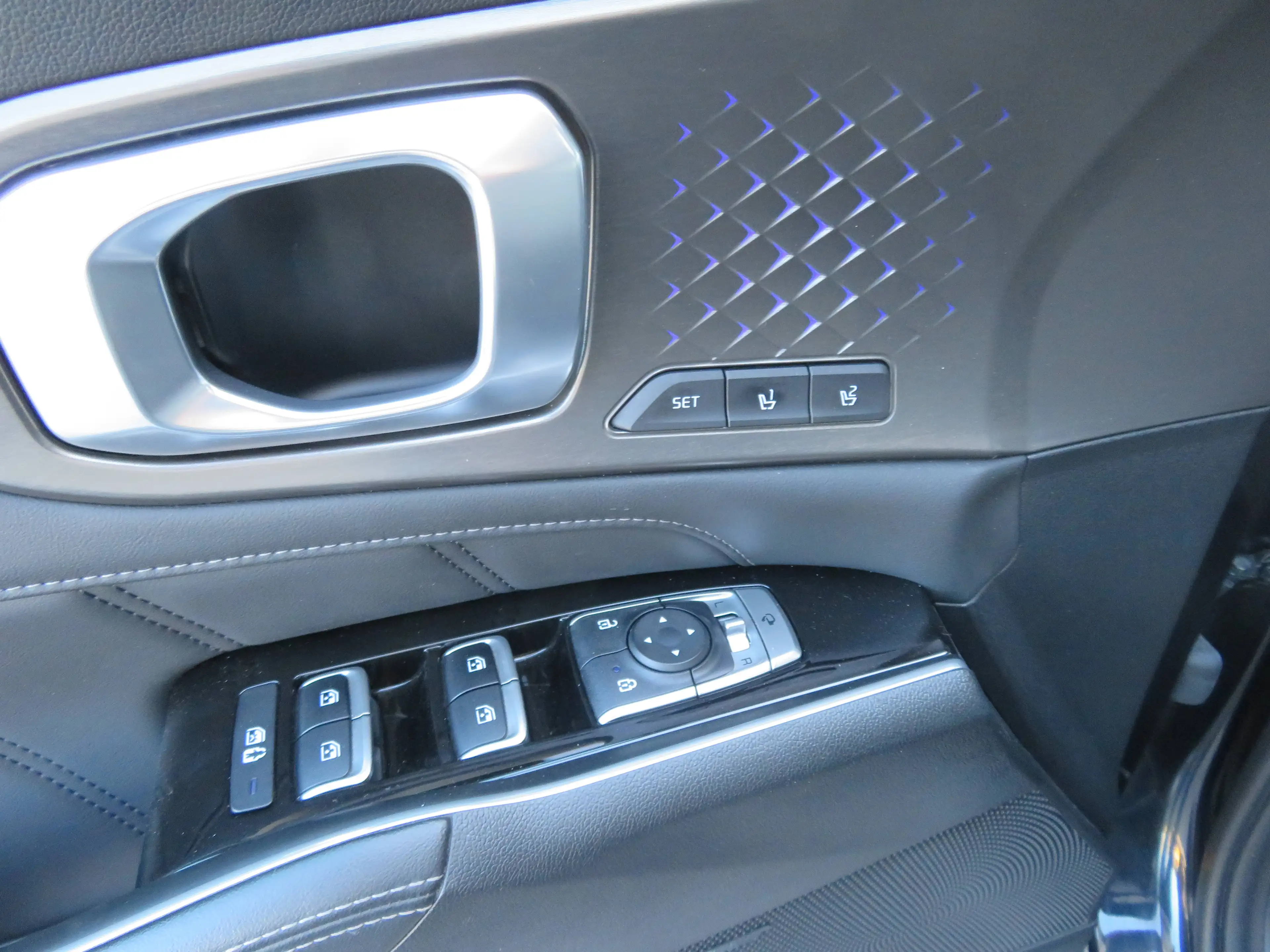 Kia Sorento Sorento HEV 1.6 TGI AWD Sense — photo 11