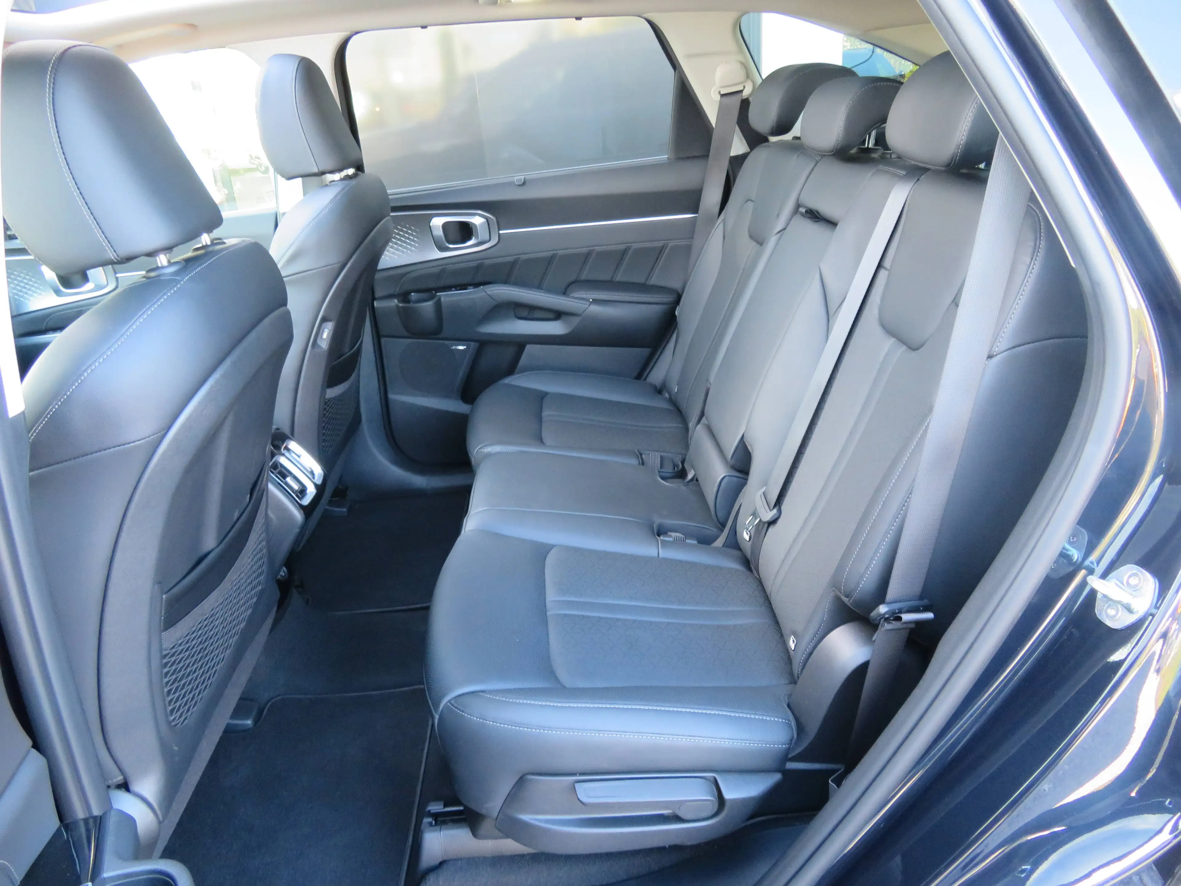 Kia Sorento Sorento HEV 1.6 TGI AWD Sense — photo 26